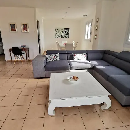 3-bedrooms - Very Quiet *